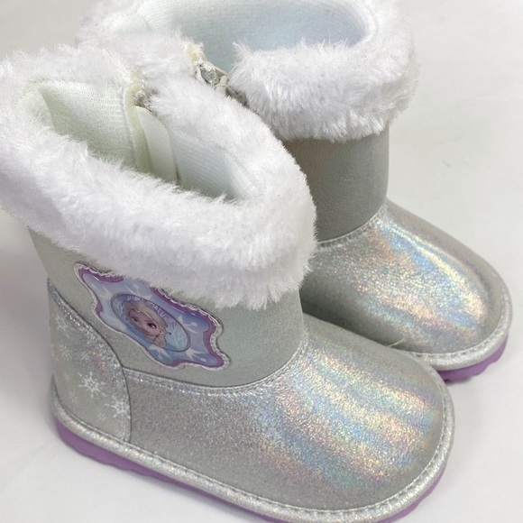 Disney Frozen silver faux fur lined boots NWT - Picture 1 of 6